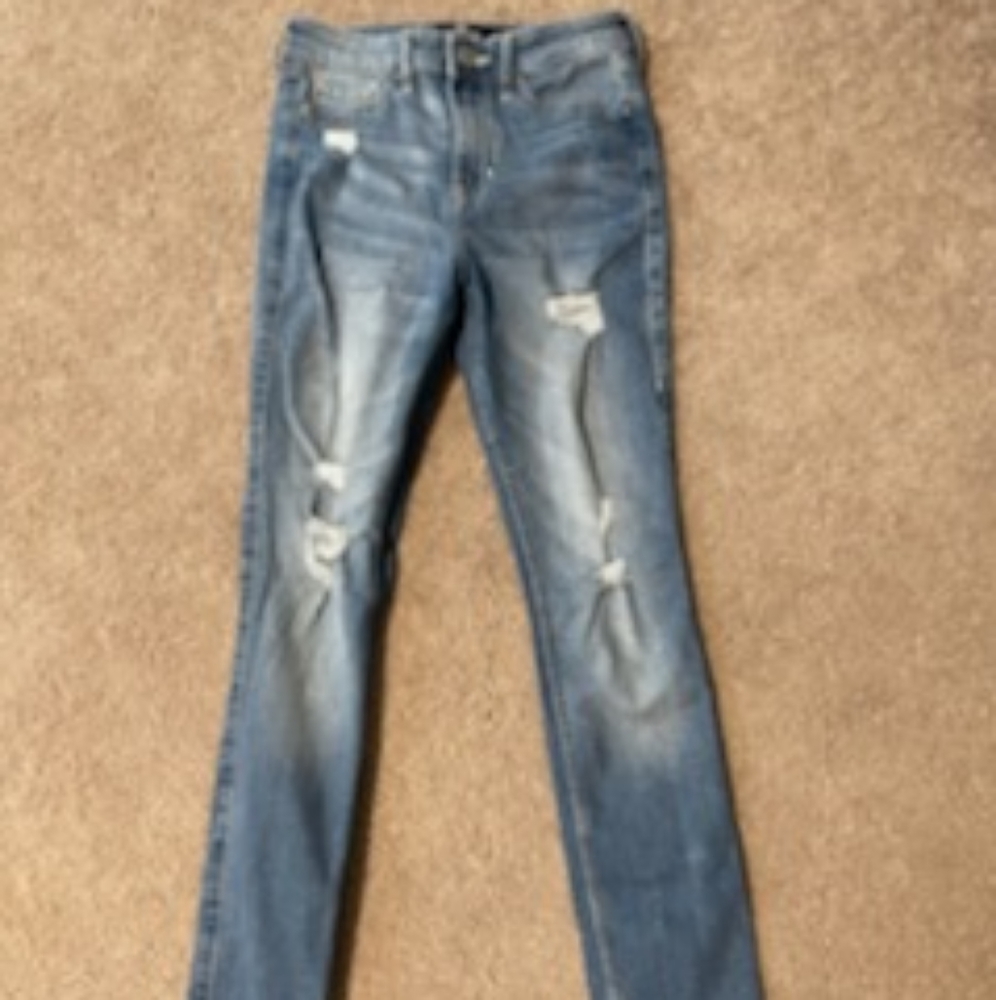 Hollister Size 0R medium wash